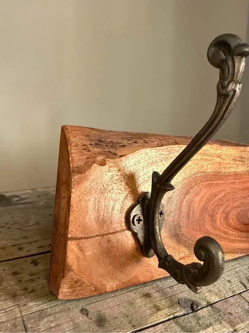 Vtg Live Edge Solid Wood Coat Rack Hanger Hooks Entryway Mudroom Decor